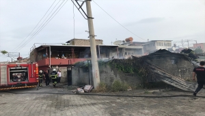 Adana'da bir eve ait depoda çıkan yangın hasara neden oldu