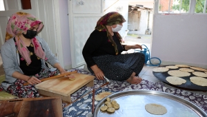 Adıyaman'da kadınların "bayram taplaması" mesaisi 