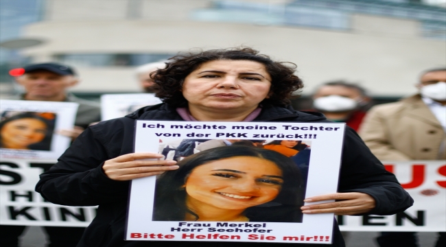 Almanya'da kızı terör örgütü PKK tarafından kaçırılan annenin eylemi devam ediyor