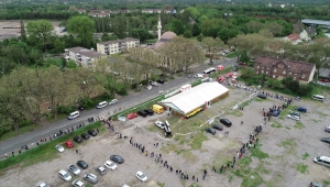 Almanya'daki camilerde Kovid-19'a karşı aşı kampanyaları sürüyor