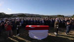 Bahar Kalkanı Harekatı bölgesinde şehit olan Piyade Teğmen Alp son yolculuğuna uğurlandı