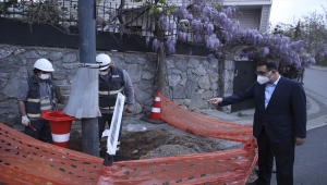 Bakan Dönmez, elektrik dağıtım işçileriyle iftar yaptı