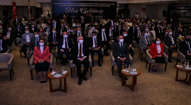 Bakan Kasapoğlu, "Gençlik ve Spor Çalıştayı"nda konuştu: