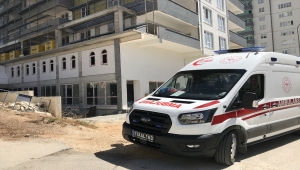 Bilecik'te inşaat halindeki binanın 8. katından düşen vatandaş öldü