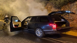 Bodrum'da eski milletvekili Süleyman Bölünmez'in kullandığı cipte çıkan yangın söndürüldü