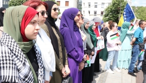 Bosna Hersek'in Tuzla şehrinde Filistin'e destek gösterisi düzenlendi