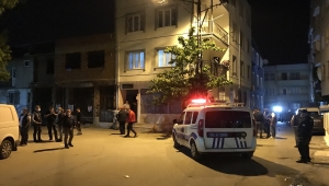 Bursa'da silahlı kavgada 1'i polis iki kişi yaralandı