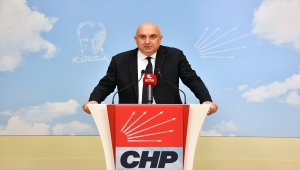 CHP Grup Başkanvekili Engin Özkoç, parti genel merkezinde basın toplantısı düzenledi: 