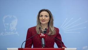 CHP Kadın Kolları Genel Başkanı Nazlıaka, İstanbul Sözleşmesi'nin imzalanmasının 10. yılı nedeniyle toplantı yaptı: