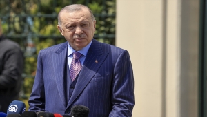 Cumhurbaşkanı Erdoğan, cuma namazının ardından gazetecilerin sorularını yanıtladı: (1)