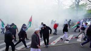 Danimarka'da polis Filistin'e destek gösterisinde göz yaşartıcı bombayla müdahale etti