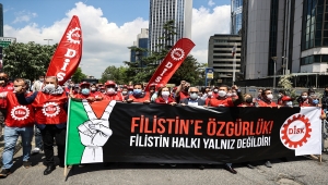 DİSK, İsrail'in Filistin'e yönelik saldırılarını protesto etti