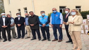 Diyanet İşleri Türk İslam Birliğinden Gürcistan'da ihtiyaç sahibi ailelere gıda yardımı