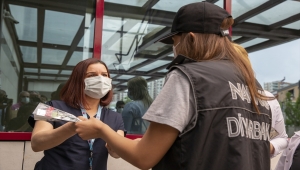 Diyarbakır'da sağlık çalışanı ile doğum yapan anneler unutulmadı
