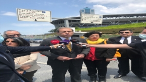 Galatasaray Kulübü Başkan Adayı Burak Elmas, listelerini divan kuruluna teslim etti