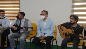 Gençlik ve Spor Bakanı Kasapoğlu, Cizre Gençlik Merkezi'nin açılışını gerçekleştirdi: