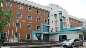 GÜNCELLEME - Erciyes Üniversitesi Hematoloji-Onkoloji Hastanesi'nde çıkan yangında 24 kişi dumandan etkilendi