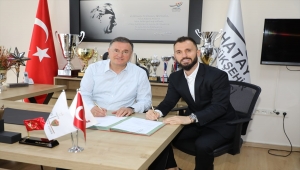 Hatayspor, Emre Çolak'ı transfer etti