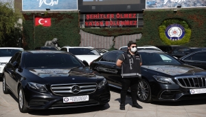 İstanbul merkezli 9 ilde yapılan operasyonda 24 lüks otomobile el konuldu