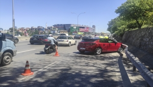 Kadıköy'de trafik kazası: 1 yaralı