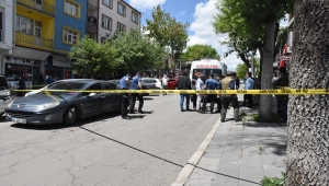 Kars'ta çıkan silahlı kavgada iki kişi yaralandı