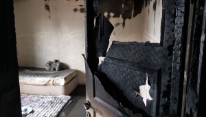 Kocaeli'de evde çıkan yangında bir kişi dumandan etkilendi