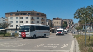 Kocaeli'de servis aracı işletmecileri İsrail zulmünü kınamak için konvoy oluşturdu
