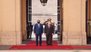 Libya Başbakanı Dibeybe Roma'da İtalya Başbakanı Draghi ile bir araya geldi