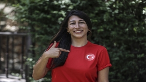 Milli serbest dalış sporcusu Fatma Uruk gazetecilerle bir araya geldi:
