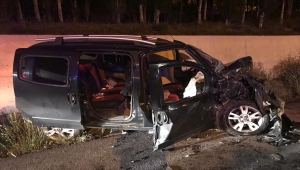 Muş'ta kamyonet ile otomobil çarpıştı: 1 ölü, 4 yaralı