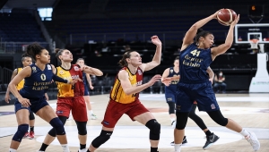 Potada kadınlarda şampiyon Fenerbahçe Öznur Kablo