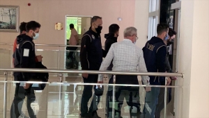Samsun'da FETÖ'nün "mahrem askeri yapılanması"na yönelik operasyonda yakalanan 14 zanlı adliyede 