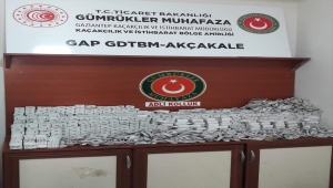 Şanlıurfa'da gümrük kaçağı 1000 cep telefonu şarj cihazı ile 900 şarj kablosu ele geçirildi