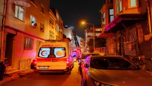 Şişli'de bir binada çıkan yangın itfaiye tarafından söndürüldü 