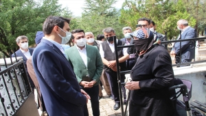 Solingen faciasında hayatını kaybedenler, Amasya'daki kabirleri başında anıldı