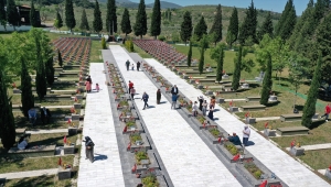 Soma'daki maden şehitleri törenle anıldı