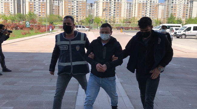 Tekirdağ'da bıçakla öldürülen kişinin oğlu ve eşi gözaltına alındı