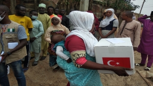 Türk hayırseverlerden Nijerya'da ramazan yardımı