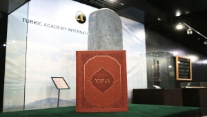 Türkistan'da 1000 yıl önce ilk kez Türkçeye çevrilen Kuran-ı Kerim'in yeni baskısı tanıtıldı