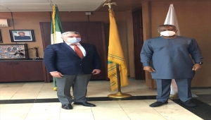 Türkiye'nin Abuja Büyükelçisi Bayraktar, Nijerya Dışişleri Bakanı Onyeama tarafından kabul edildi