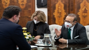 Türkiye'nin Prag Büyükelçisi Bağış, Çekya Temsilciler Meclisi Başkanı Vondracek'i ziyaret etti