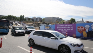 Unkapanı Kavşağı Köprüsünün yıkılması trafik yoğunluğuna yol açtı
