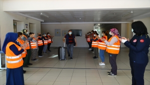 Vaka sayılarının azaldığı Edirne'de karantinadaki son hastalar alkışlarla evlerine uğurlandı