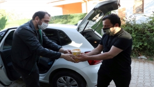 Yedirenk Uluslararası Öğrenci Derneği, ramazanda Sakarya'daki misafir öğrencilere yalnızlık hissettirmiyor