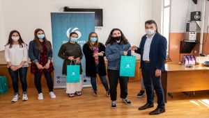 Yunus Emre Enstitüsü, Bosna Hersek'te Türkçe öğrenim gören öğrenciler için Türkçe Yarışması düzenledi