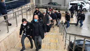 Zonguldak merkezli FETÖ/PDY operasyonunda yakalanan 14 şüpheliden 13'ü adliyede