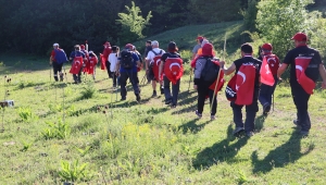 95 kilometrelik "Atatürk ve İstiklal Yolu Yürüyüşü"ne katılanlar 50 kilometre yol katetti