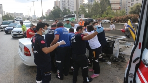 Adana'da trafik kazasında 3 ilçe milli eğitim müdürü ve 2 şube müdürü yaralandı