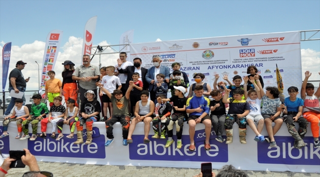 Afyonkarahisar'daki motokros şampiyonalarının açılış seremonisi yapıldı