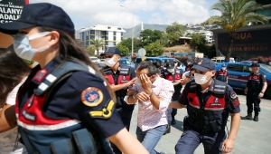 Antalya ve Konya'da göçmen kaçakçılığı yaptıkları iddia edilen 7 şüpheli yakalandı 